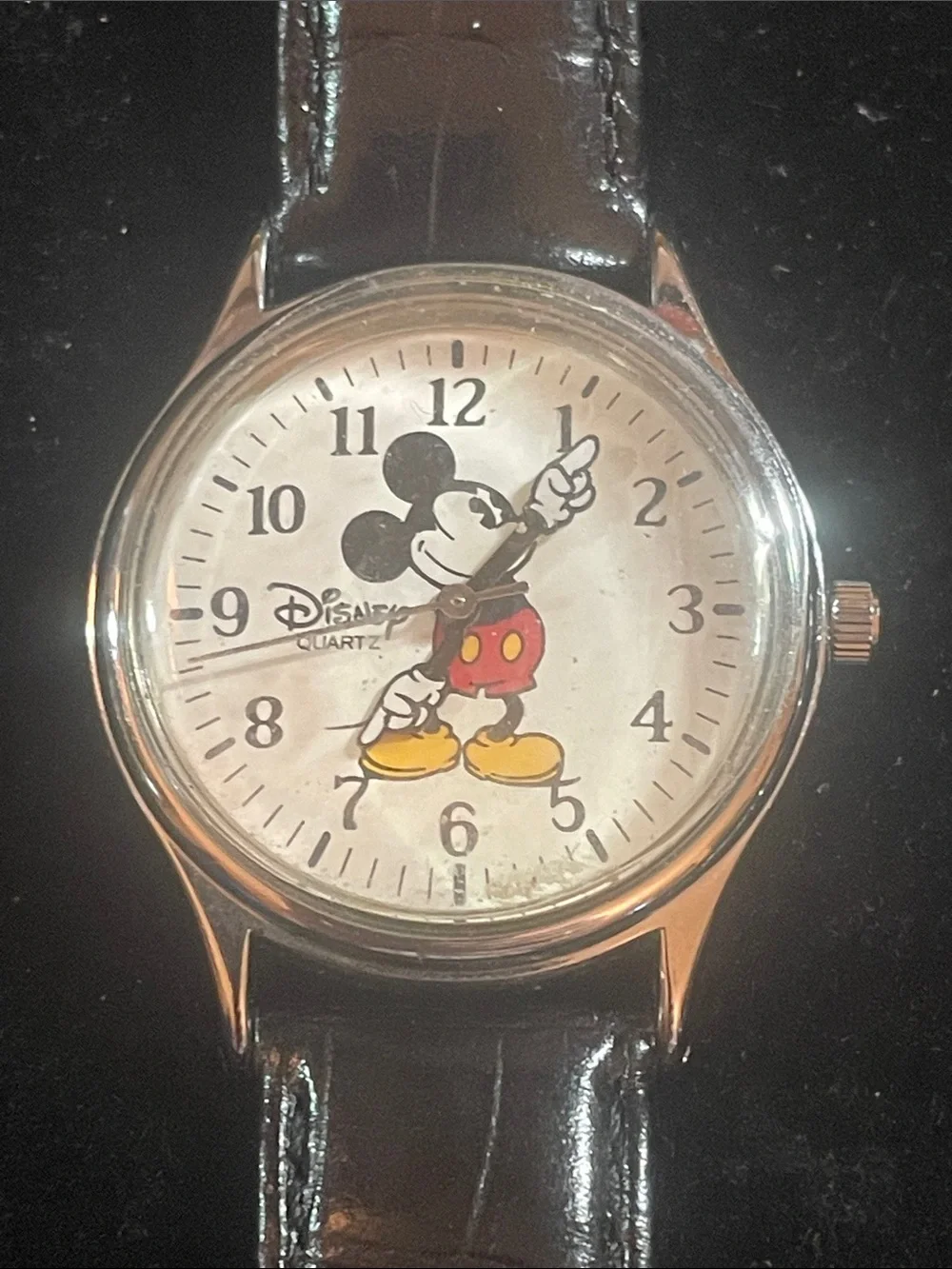 Vintage Mickey Mouse quartz watch